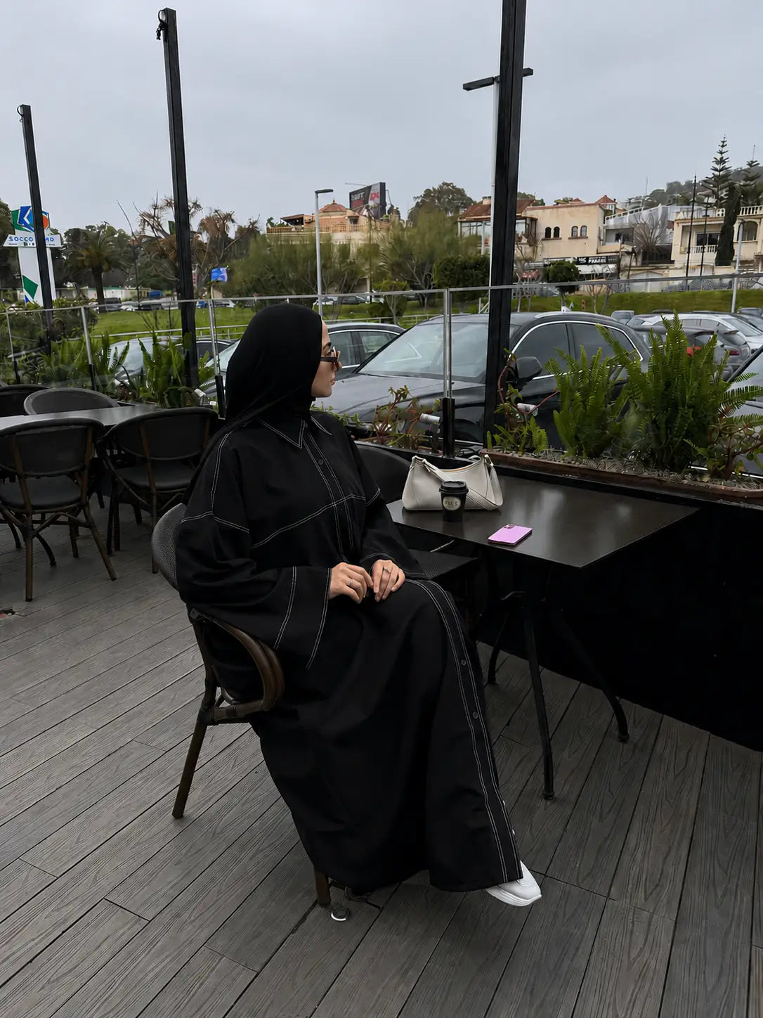 Abaya jouri