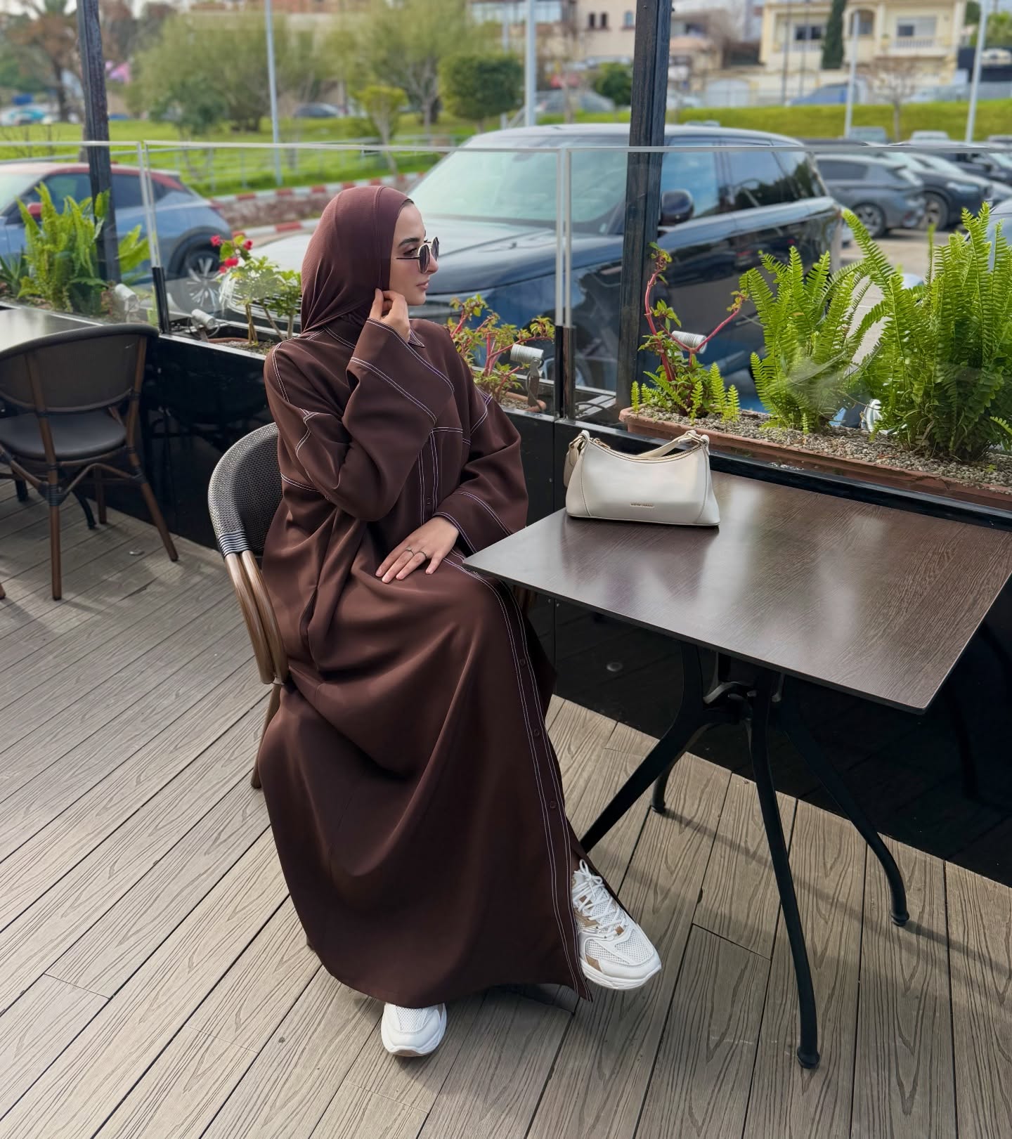 Abaya jouri