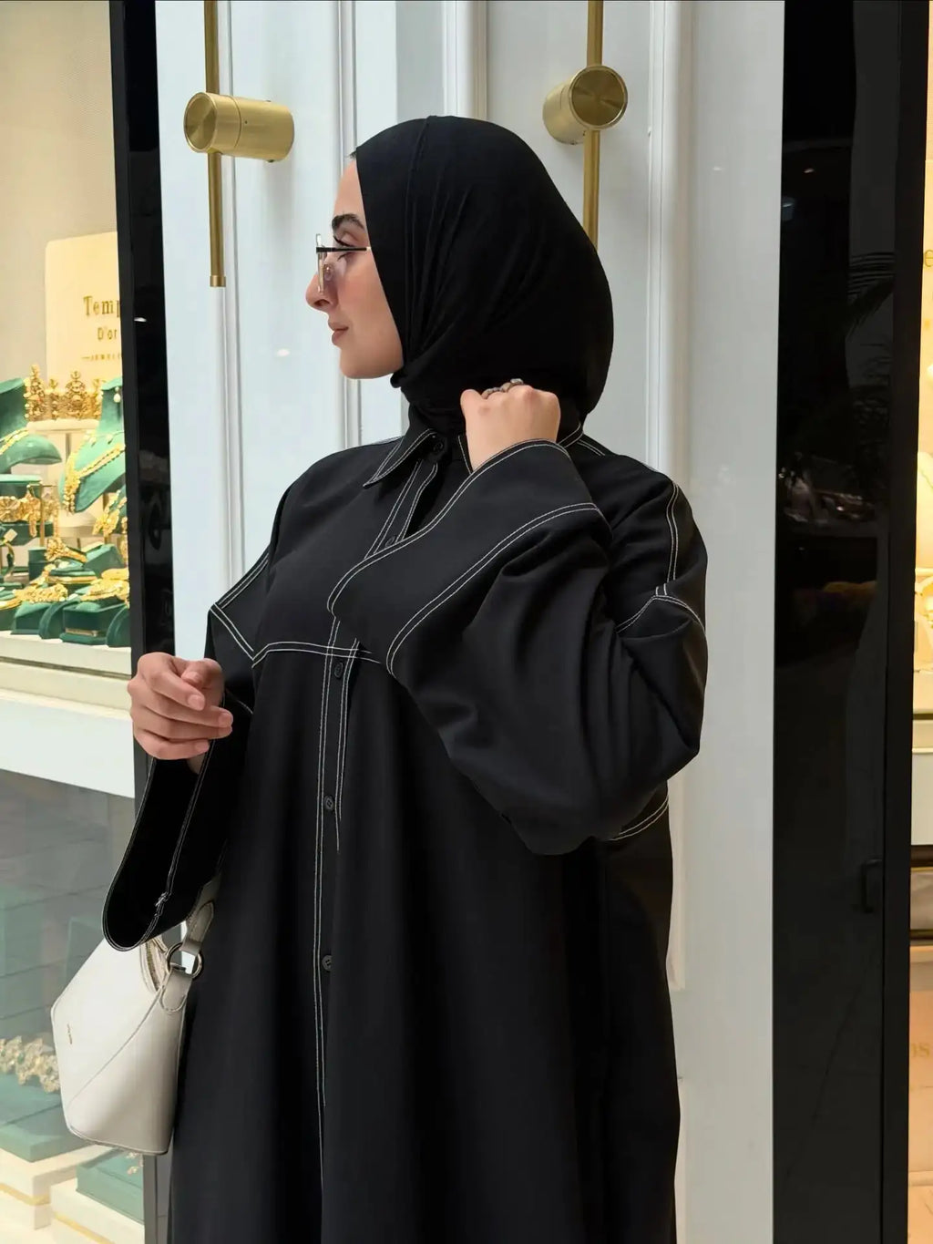 Abaya jouri